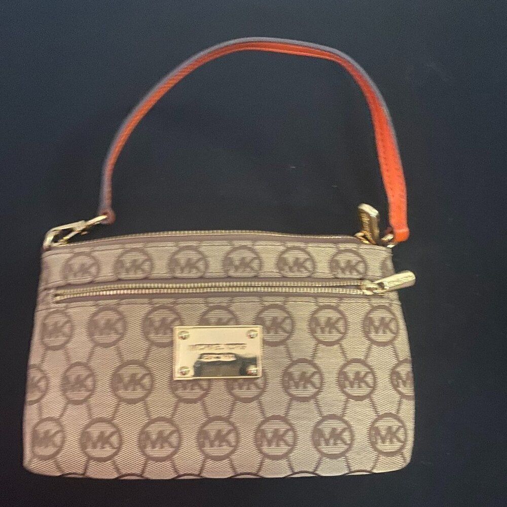 Michael Kors Wristlet Top Handle Handbag Jet Set Monogram